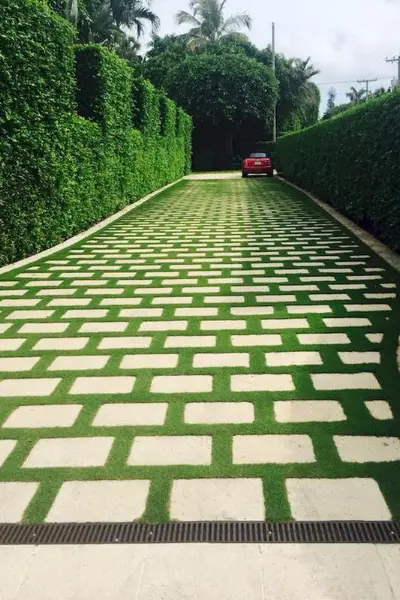 TILED PATHWAY