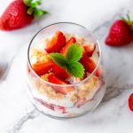 Strawberry Banana Smoothie with Oatmeal